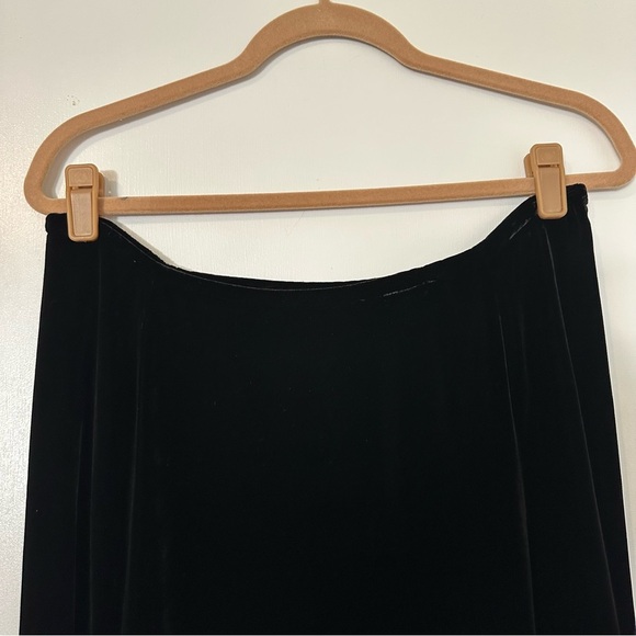 Eileen Fisher Silk Blend Velvet A Line Skirt Womens Large Black - Picture 3 of 8